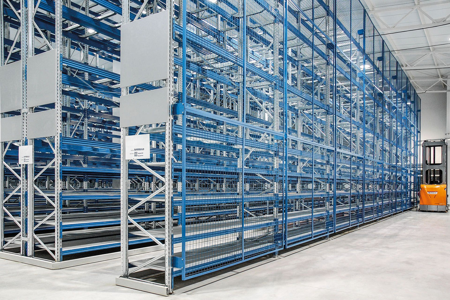 Superbuild Kuormalavahylly